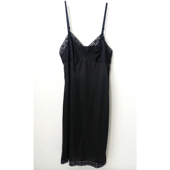 Vintage Vanity Fair Womens Full Slip Size 36 Black Lace Nylon 70s Lingerie - Picture 1 of 5
